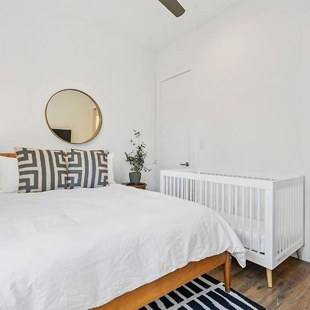 Beautiful Perfectly Located Luxury 2 Bed Townhome ดัลลัส ภายนอก รูปภาพ